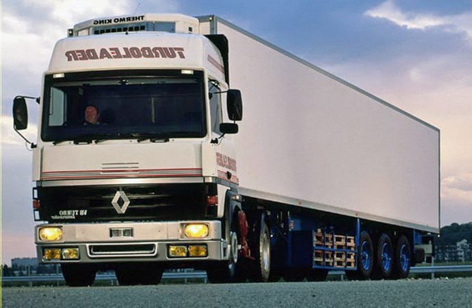 Renault Trucks R
